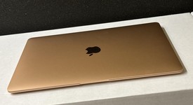 Good
													MacBook Air 2018 - 13" - I5, Gold, 256 GB, 8 GB, photo 5 of 10