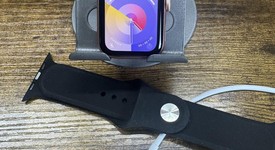 Good
													Apple Watch SE 1st Gen 40mm - Unlocked, Gold, A2353 - Cellular, Aluminum, photo 2 of 6