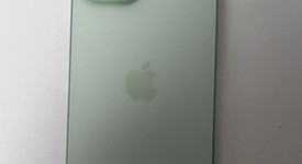 Mint
													Apple iPhone 15 - Unlocked, Green, 128 GB, A2846, photo 3 of 6
