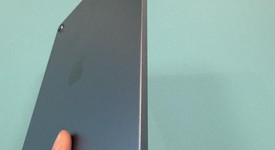 Good
													Apple iPad Air 5th Gen - Wi-Fi, Blue, 64 GB, A2588, photo 4 of 6