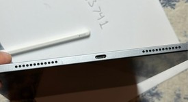 Good
													Apple iPad Air 5th Gen - Wi-Fi, Gray, 64 GB, A2588, photo 4 of 4