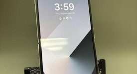 Good
													Samsung Galaxy Z Flip6 - Unlocked, Silver, 256 GB, 12 GB, SM-F741U1, photo 1 of 4