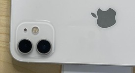 Good
													Apple iPhone 12 - Unlocked Non-US, White, 128 GB, A2403, photo 5 of 6