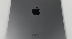 Mint
													Apple iPad Pro 11" 4th Gen 2022 - Unlocked, Gray, 128 GB, photo 3 of 7