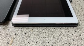 Mint
													Apple iPad Pro 9.7" - Verizon, Silver, 128 GB, A1674, photo 4 of 10