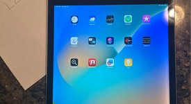 Fair
													Apple iPad Pro 12.9" 2nd Gen 2017 - Unlocked, Silver, 64 GB, photo 4 of 4