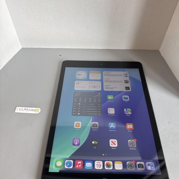 Apple iPad 9th Gen - Wi-Fi, 64 GB, Gray, A2602