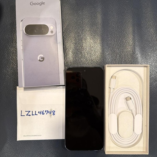 Google Pixel 10 Pro XL - Unlocked, 256 GB, Moonstone, GUL82