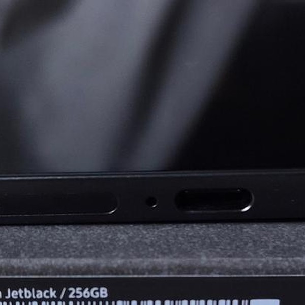 Samsung Galaxy S25 Edge - Unlocked, 256 GB, Jetblack, 12 GB, SM-S937U1