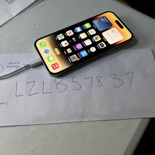 Apple iPhone 14 Pro - Verizon, 256 GB, Gold, A2650