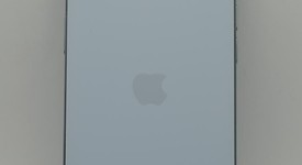 Mint
													Apple iPhone Air - Unlocked, Sky Blue, 256 GB, A3260, photo 3 of 11