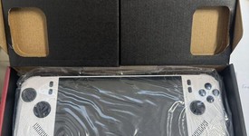 Mint
													MSI Claw 8 AI Plus - White, 1 TB, 32 GB, Polar Tempest Edition, photo 2 of 11