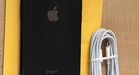 Good
													Apple iPhone Xr - Unlocked, Black, 128 GB, A1984, photo 1 of 8