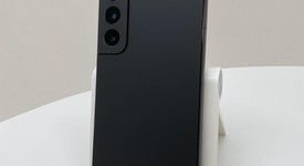 Mint
													Samsung Galaxy S22 - Unlocked, Black, 128 GB, 8 GB, SM-S901U1, photo 3 of 5