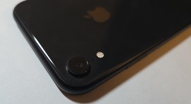 Good
													Apple iPhone Xr - Unlocked, Black, 64 GB, A1984, photo 4 of 9