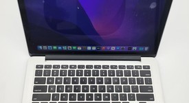 Good
													MacBook Pro 2015 (Retina) - 13" - Silver, 128 GB, 8 GB, photo 3 of 10