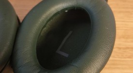 Used
													Bose QuietComfort Headphones - Green, photo 4 of 8