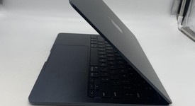 Good
													MacBook Air 2022 - 13" - Apple M2, Midnight, 256 GB, 8 GB, photo 4 of 6