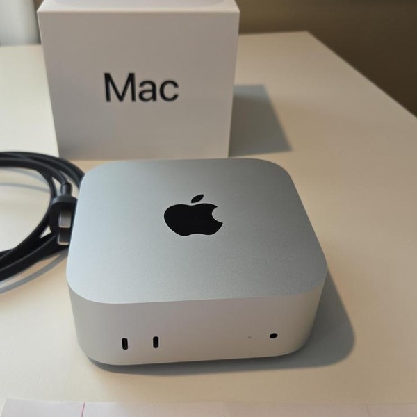 Mac Mini 2024 - 256 GB, 16 GB, Apple M4