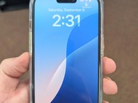 Apple iPhone 15