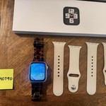 Good Apple Watch SE 2nd Gen 40mm - Starlight, A2722 - GPS, Aluminum