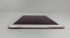 Mint
													Apple iPad Pro 9.7" - Wi-Fi, Rose Gold, 32 GB, A1673, photo 4 of 6