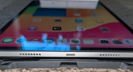 Mint
													Apple iPad Pro 11" 4th Gen 2022 - Wi-Fi, Silver, 128 GB, photo 3 of 10