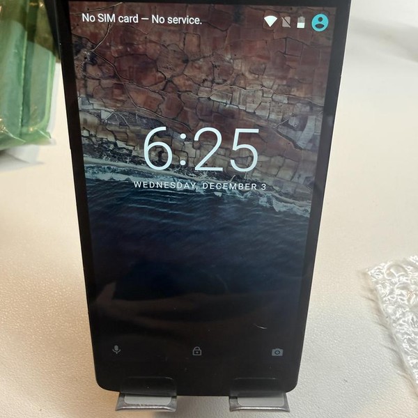 Google Nexus 5 - Unlocked, 16 GB, Black