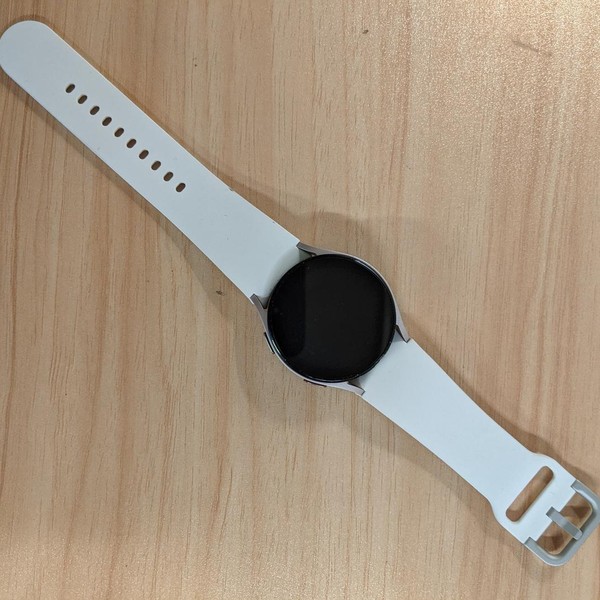 Samsung Galaxy Watch5 - Wi-Fi, Silver, 40mm