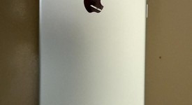 Mint
													Apple iPhone 7 Plus - Unlocked, Silver, 32 GB, A1661, photo 4 of 7