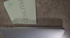 Good
													MacBook Pro 2018 (With Touch Bar) - 13" - I7, Silver, 256 GB, 16 GB, photo 3 of 10