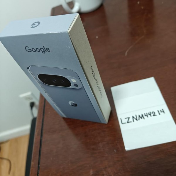 Google Pixel 10 Pro - Unlocked, 128 GB, Moonstone, G4QUR