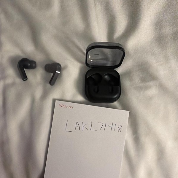 Samsung Galaxy Buds4 Pro - Black