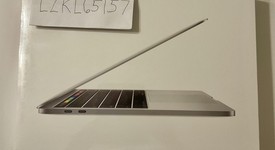 New
													MacBook Pro 2019 - 13" - I5, Silver, 128 GB, 8 GB, photo 1 of 6