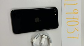 Mint
													Apple iPhone SE 3rd Gen 2022 - Unlocked, Midnight, 64 GB, A2595, photo 1 of 7