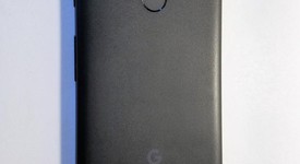 Fair
													Google Pixel 2 - Unlocked, Black, 128 GB, Google Edition, photo 3 of 4