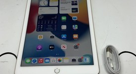 Mint
													Apple iPad Air 2 - Wi-Fi, Gold, 16 GB, photo 1 of 9