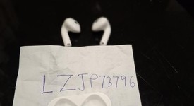 Used
													Apple AirPods 4th Gen - Active Noise Cancellation, photo 4 of 5