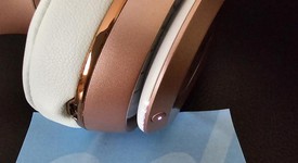 Used
													Beats Solo3 - Rose Gold, photo 4 of 5