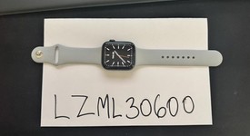 Fair
													Apple Watch Series 5 44mm - Unlocked, Silver, A2095 Cellular, Aluminum, photo 1 of 9