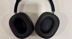 Used
													Apple AirPods Max - Gray, photo 1 of 6