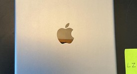 Fair
													Apple iPad Pro 9.7" - AT&T, Gray, 32 GB, A1674, photo 2 of 8