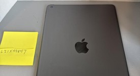 Good
													Apple iPad 9th Gen - Wi-Fi, Gray, 64 GB, A2602, photo 3 of 5