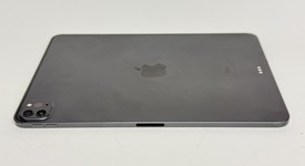 Good
													Apple iPad Pro 11" 2nd Gen 2020 - Wi-Fi, Gray, 256 GB, A2228, photo 1 of 7