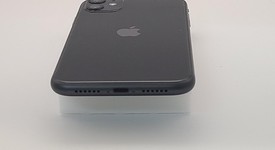 Mint
													Apple iPhone 11 - AT&T, Black, 64 GB, A2111, photo 4 of 7