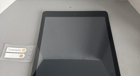 Good
													Apple iPad 9th Gen - Unlocked, Gray, 64 GB, A2603, photo 2 of 6