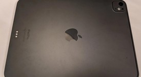 Mint
													Apple iPad Pro 11" (M4) 2024 - Unlocked, Black, 256 GB, 8 GB, A2837, Standard Glass, photo 4 of 10