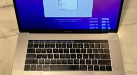 Good
													MacBook Pro 2016 (With Touch Bar) - 15" - Gray, 512 GB, 16 GB, photo 1 of 6