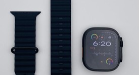 Mint
													Apple Watch Ultra 2 49mm - Unlocked, Black, A2986, photo 1 of 15