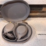 Used Sony WH-1000XM4 - Silver